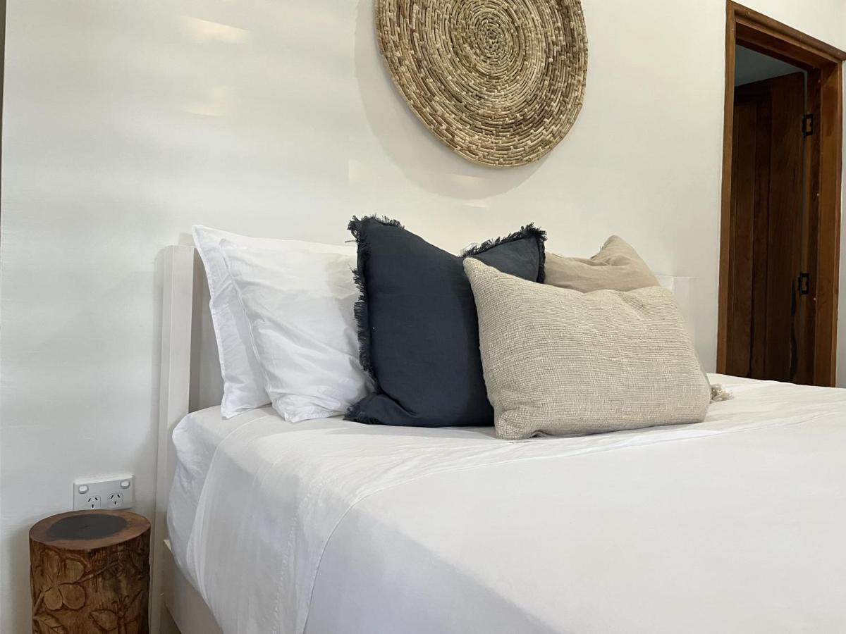 Lope Lope Beach Bungalows Люганвиль Экстерьер фото